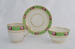 18THC DERBY APPLE GREEN TRIO BILLINGSLEY ROSES PATTERN 373 C.1790 PUCE MARK CUP TEA BOWL & SAUCER