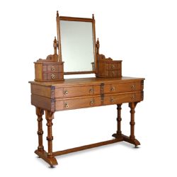 ARTS & CRAFTS OAK DRESSING TABLE